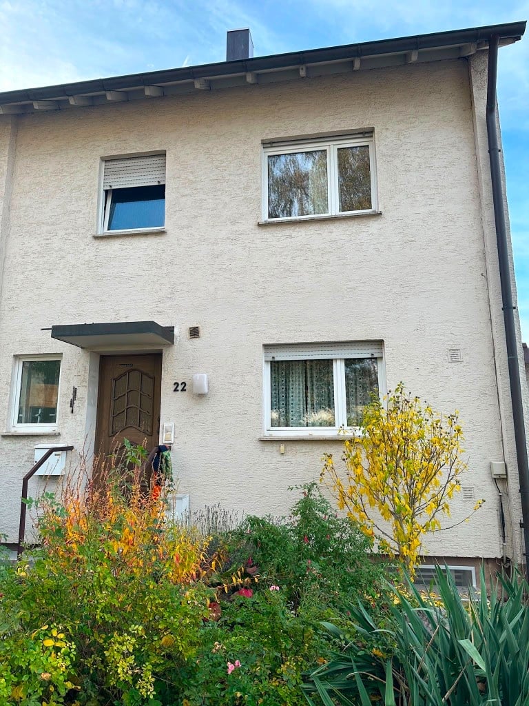 Doppelhaushälfte vor der Fassadenmodernisierung
