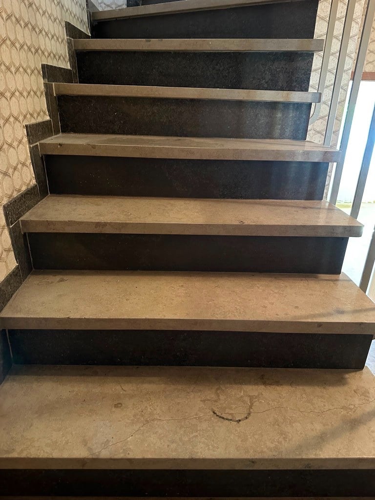 Treppe vor der Modernisierung